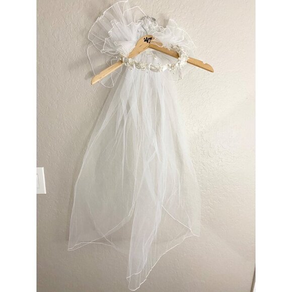 Unbranded Crown Embellished Wedding Veil - OS - Picture 1 of 10